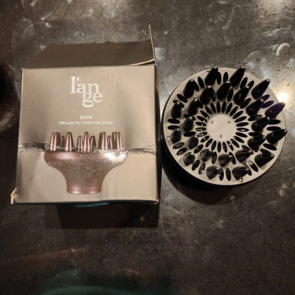 L'ANGE Doux Diffuser for L'ange soliel hair dryer.